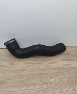 Volvo XC90 Intercooler hose/pipe 30766440
