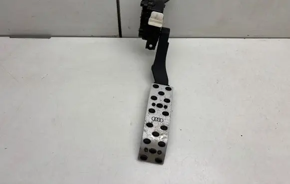 Audi Q7 4L Accelerator throttle pedal 6PV00802626 7L0723507E