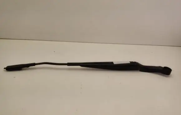 Ford Mustang VI Front wiper blade arm FR3B17B589AA