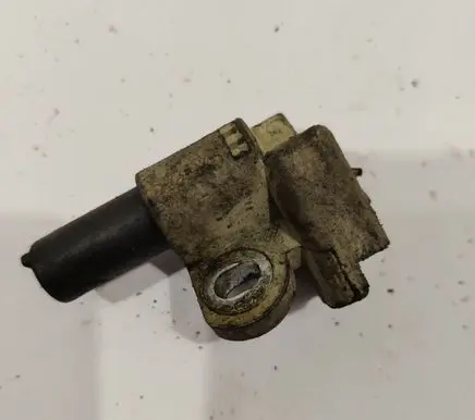 Peugeot 307 Camshaft position sensor 9628559980