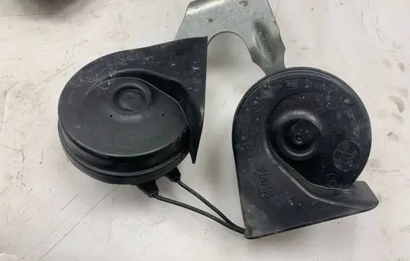 Opel Insignia A Horn signal A046522