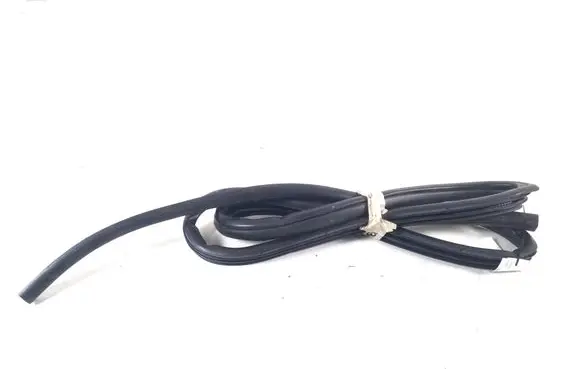 Toyota Corolla Verso AR10 Front door rubber seal 62312-0F010