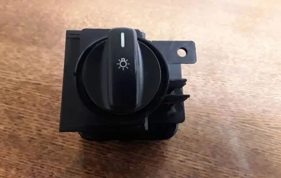 Mercedes-Benz A W169 Light switch 1695453004