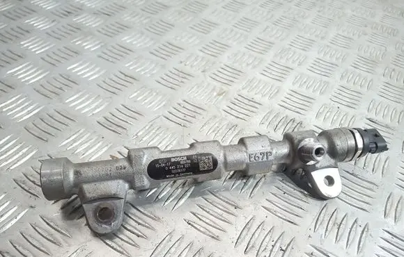 Opel Insignia A Fuel main line pipe 0445214221