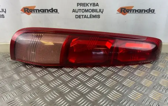 Nissan X-Trail T30 Rear/tail lights