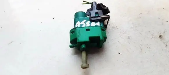 Ford Mondeo Mk III Brake pedal sensor switch 94BB9C872AA 94BB-9C872-AA