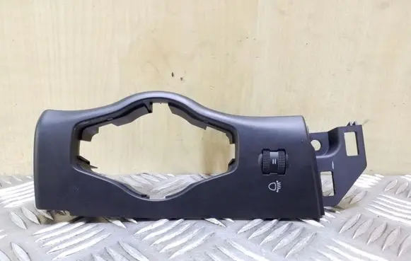 Headlight level height control switch