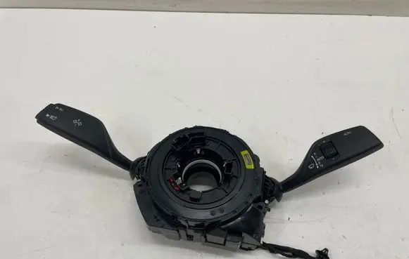 BMW X4M F98 Wiper turn signal indicator stalk/switch 9472547