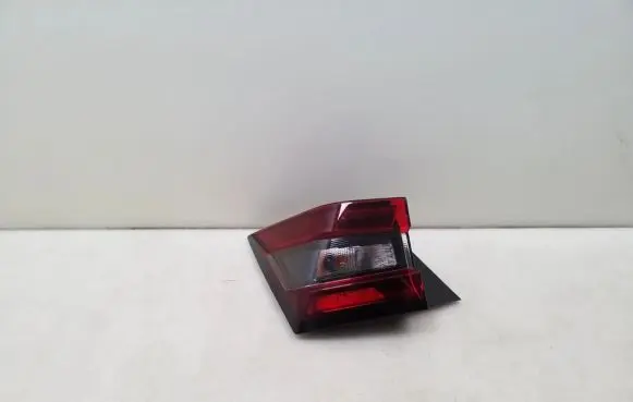 Nissan Juke II F16 Rear/tail lights 265556PA0A