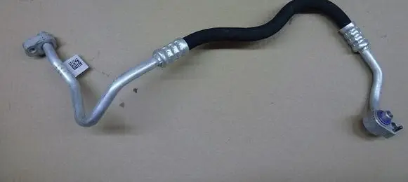 BMW X6M G06 F96 Air conditioning (A/C) pipe/hose 5A661D4TII
