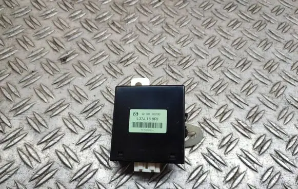 Mazda CX-7 Comfort/convenience module G170100200 V7CD018 L37J189R1