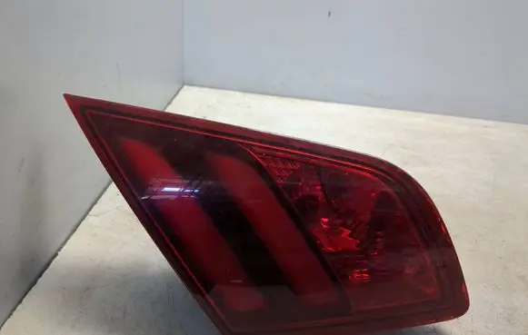 Peugeot 308 Tailgate rear/tail lights 9677818380 81260101