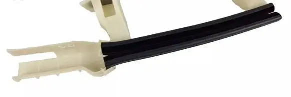 Peugeot 2008 II Front door windshield rail 9825359080