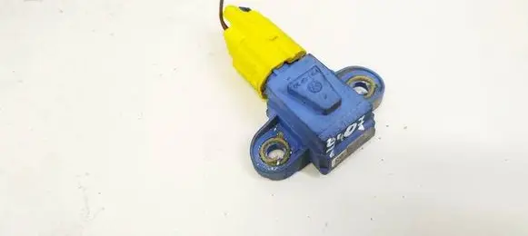 Volkswagen Golf V Airbag deployment crash/impact sensor 1K0955557A