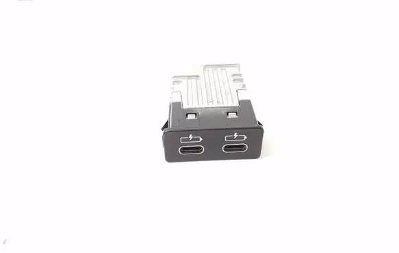 BMW 2 F45 USB socket connector 8711938