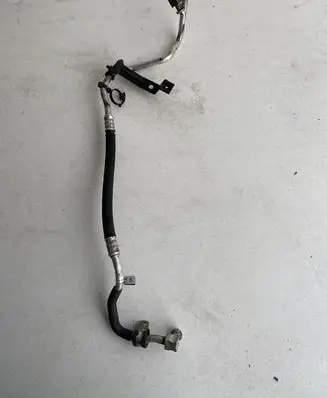 Maserati Ghibli Air conditioning (A/C) pipe/hose 670001937