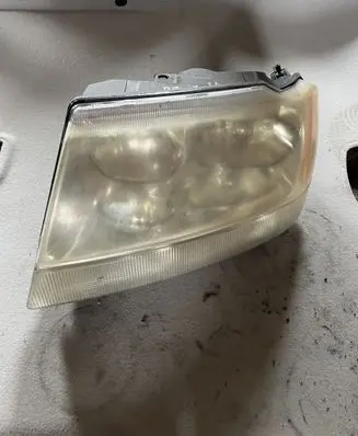 Jeep Grand Cherokee (WJ) Headlight/headlamp