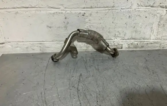 BMW 5 E60 E61 Turbo turbocharger oiling pipe/hose 7563711