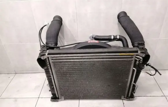 Mercedes-Benz SL R230 Radiator set A2305000593