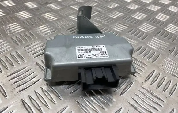 Ford Focus Voltage converter/converter module BV6T14B526AC