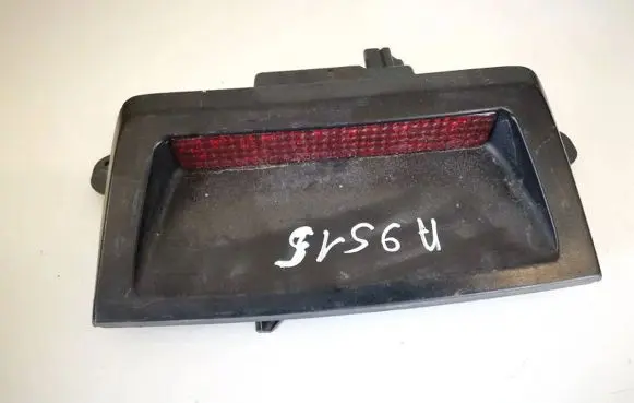 Chrysler 300 - 300C Third/center stoplight 04805845ab 43986
