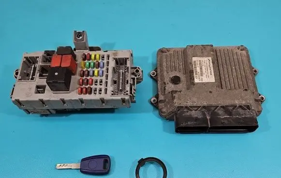 Fiat Doblo Engine control unit/module ECU 51875904 IMPRK1452014