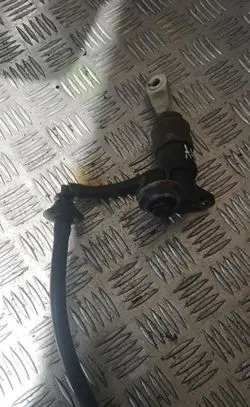 Audi A4 S4 B5 8D Clutch master cylinder 8e1721401g