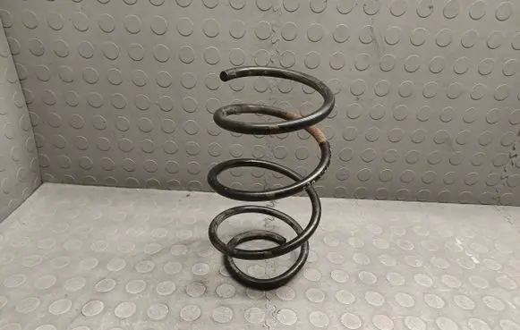 BMW 5 E39 Front coil spring