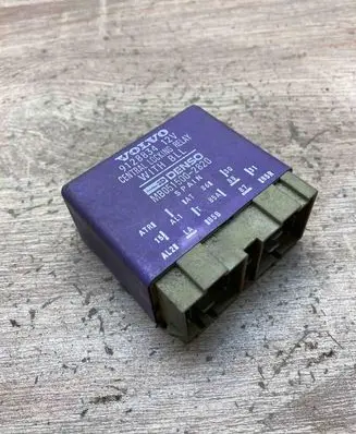 Volvo 850 Central locking relay 9128834 MB0515002820 CentralLocking