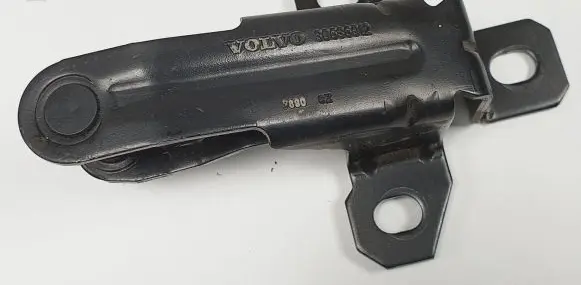 Volvo XC90 Tailgate lock loop/hook striker 30636912