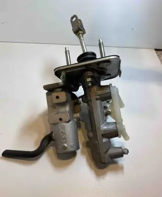Lexus RX 450H Master brake cylinder