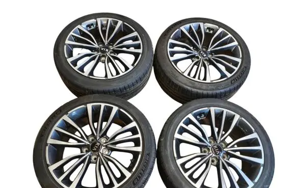KIA Stinger R18 alloy rim 52910J5110 8LX008