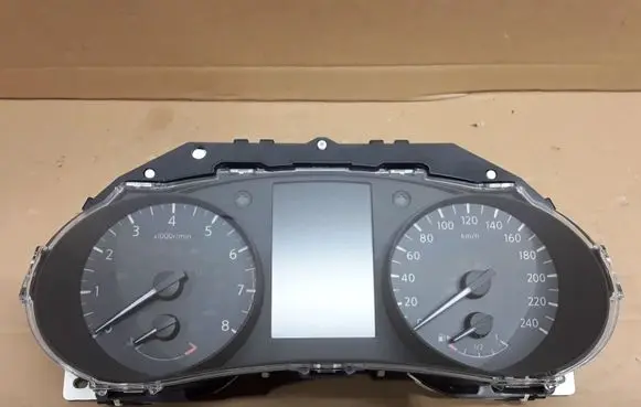 Nissan Qashqai Speedometer (instrument cluster) 4EL7A AH2K P351160717