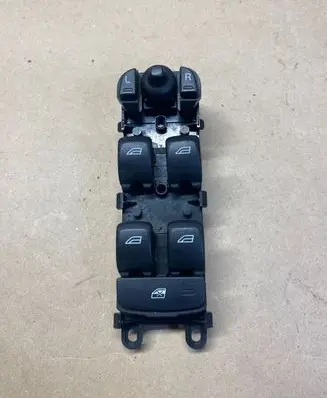 Volvo V40 Electric window control switch 31376495 15W071 SWEA01