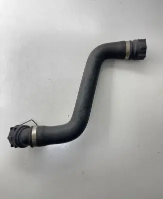BMW 5 F10 F11 Engine coolant pipe/hose