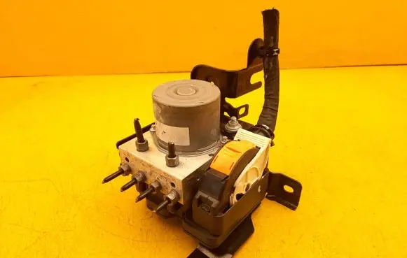 Peugeot 3008 II ABS Pump 9812786180