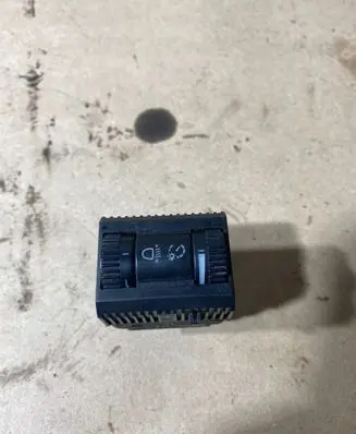 Volkswagen Transporter - Caravelle T5 Headlight level height control switch 7E0941333 3137
