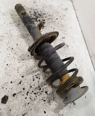 BMW X3 E83 Front shock absorber with coil spring 11819036