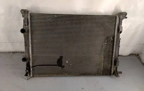 Audi A6 S6 C5 4B Coolant radiator