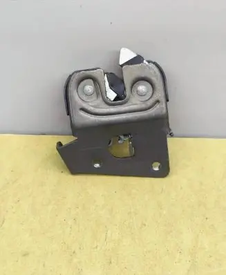 BMW 3 E92 E93 Seat back rest lock catch 7112864