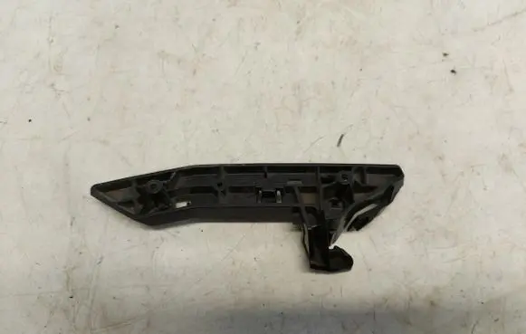 BMW 2 Active Tourer U06 Front bumper mounting bracket 8737171