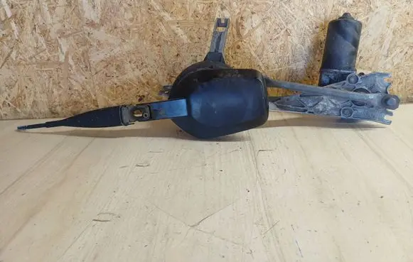 Mercedes-Benz E W124 Front wiper linkage and motor 1248200808 40388312 40169
