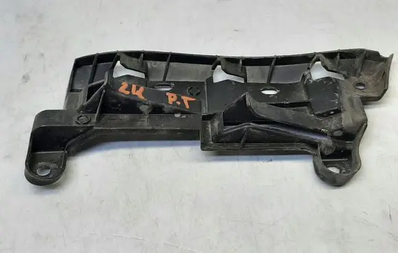 Volkswagen Caddy Rear bumper mounting bracket 2K0807394