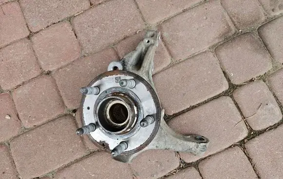 Opel Insignia B Front wheel hub spindle knuckle 23384197
