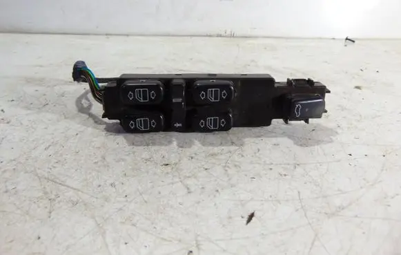 Mercedes-Benz S W220 Quarter vent window switch 2208201010