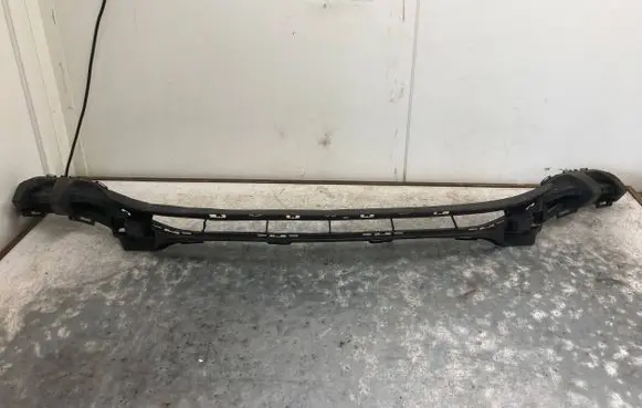 Mercedes-Benz C W205 Front bumper lower grill A2058851065