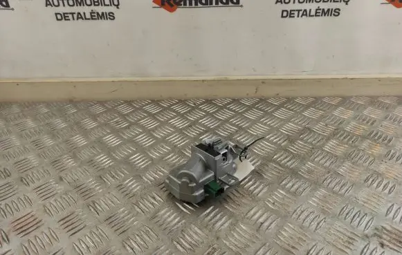 Steering wheel lock