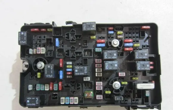 Chrysler Pacifica Fuse box set