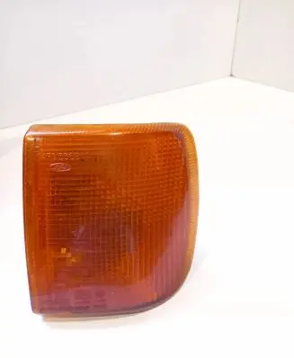 Ford Escort Front indicator light 046551