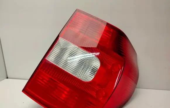 Skoda Yeti (5L) Rear/tail lights 5L0945096